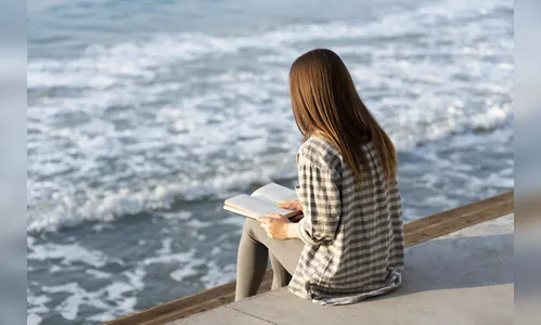 Muda: transformação, de roupa e silêncio