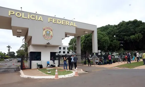 Remédios são levados para Bolsonaro, que segue preso em Brasília