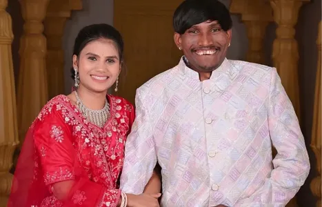 Natural de Modhave, na cidade de Baramati, ele acumula atualmente mais de 2,8 milhões de seguidores no Instagram e já participou de programas de TV, filmes e projetos especiais, consolidando-se como uma das grandes figuras do entretenimento digital na Índia