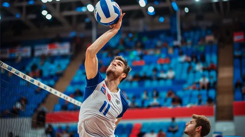 No ranking dos esportes brasileiros mais assistidos, o vôlei figura na segunda colocação entre as preferências do povo