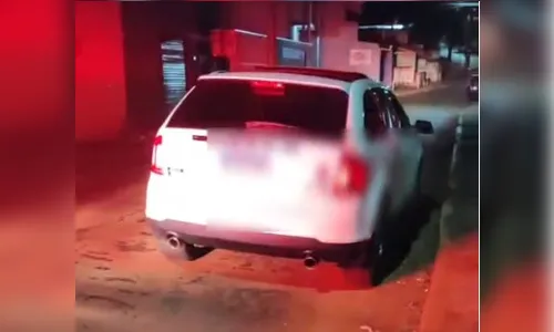 Rocam apreende veículo com R$ 6 mil em débitos em Apucarana