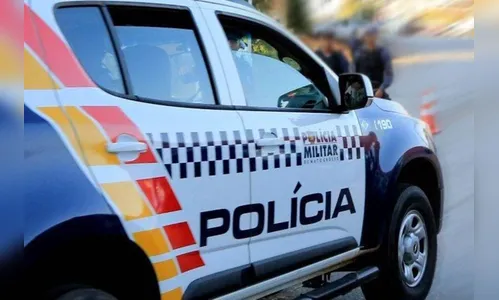 Mulher esfaqueia pescoço do marido após ele não querer fazer sexo