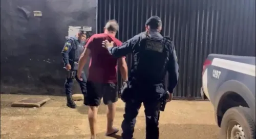 O homem e a gerente do motel foram encaminhados ao Departamento de Flagrantes