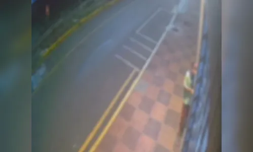 Homem tenta invadir três comércios em Apucarana; câmeras flagraram