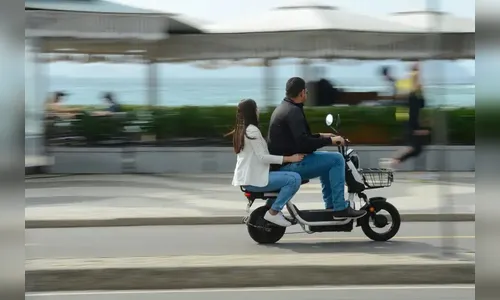 Contran traz regras para scooters elétricas, patinetes e ciclomotores