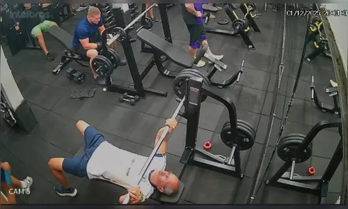 Homem morre em academia durante prática de supino; vídeo