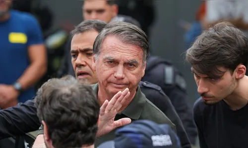 STF forma maioria para manter prisão de Bolsonaro