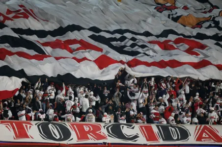 Tricolor vive segunda punição no ano enquanto planeja reformulação para 2026.