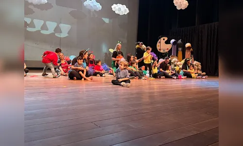 Unimed Apucarana reúne 60 crianças na 4ª edição do espetáculo de Natal