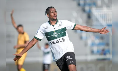 Vitória em Manaus garante tri ao Coritiba