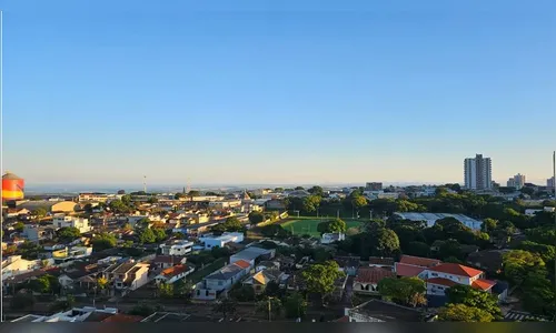 Verão chega com calor e rajadas de vento em Apucarana neste domingo