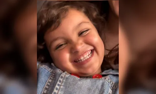 Menina que morreu afogada no litoral do PR é identificada; mãe é presa