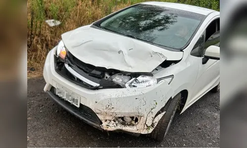 Excesso de água por conta da chuva causa acidente na BR-376 em Mauá da Serra