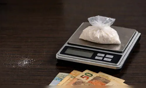 Homem é preso com cocaína na PR-466, em Jardim Alegre