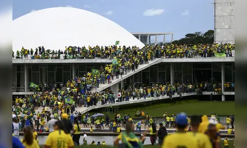 8 de janeiro: cidades do Paraná tem atos pró-democracia nesta quinta (8)