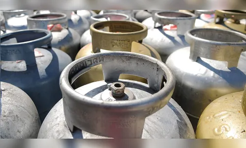 Ladrão agride morador a pauladas para roubar botijão em Bom Sucesso