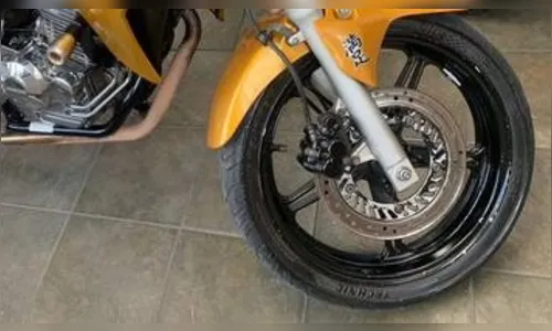 CB-300 é furtada de dentro de residência no Orlando Bacarin em Apucarana