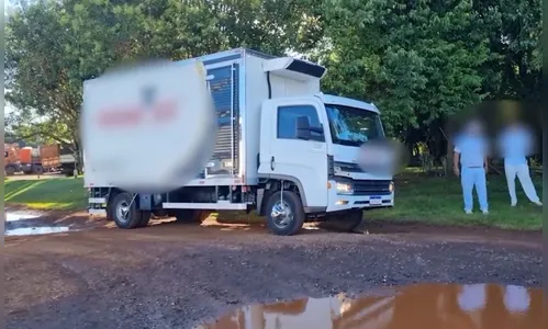 Tentativa de assalto a carga de carnes termina com homem baleado na BR-277