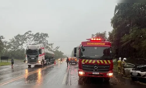 Acidente deixa uma jovem morta e dois feridos graves na BR-376, no PR