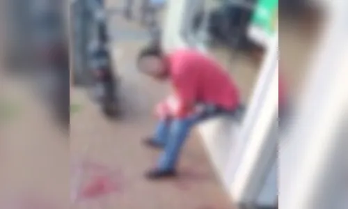Homem fica em estado grave após ser atacado com facão no oeste do PR