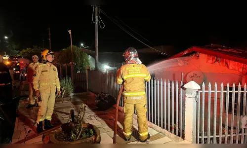 Incêndio atinge residência no Jardim Aeroporto, em Apucarana