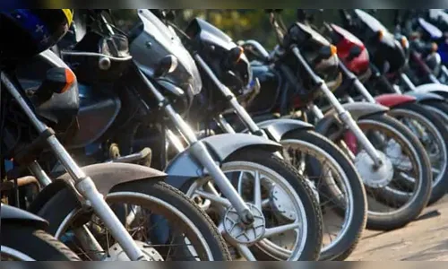 Polícia apreende motos após denúncias no Jacutinga, em Ivaiporã