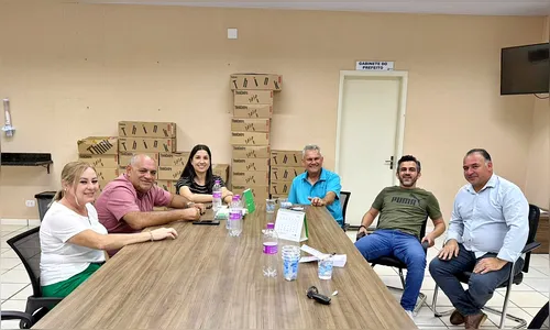 Hermes reúne legislativo em Faxinal