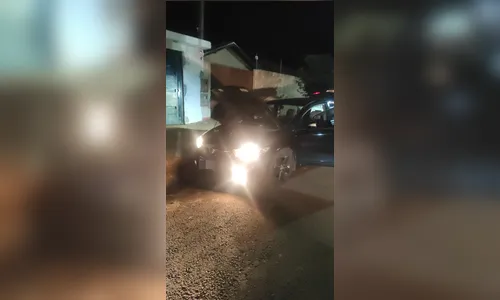 Mulher é presa após tentar impedir apreensão de carro em Apucarana