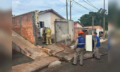 Incêndio em residência no Conjunto Sumatra mobiliza bombeiros