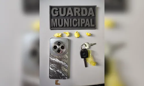 Motorista confessa tráfico após cão da PM achar droga em carro