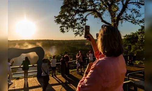Com 1 milhão, Paraná recebe maior número de turistas estrangeiros da história em 2025