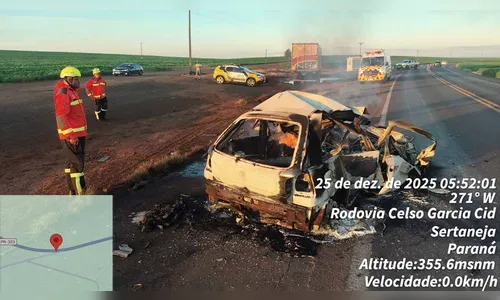 Motorista de Gol morre após bater com carreta na PR-323