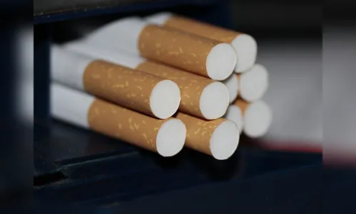 Cliente atira para o alto após briga por cigarros em Apucarana
