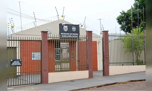 Marido é preso após ameaçar mulher e tentar causar acidente em Marilândia do Sul