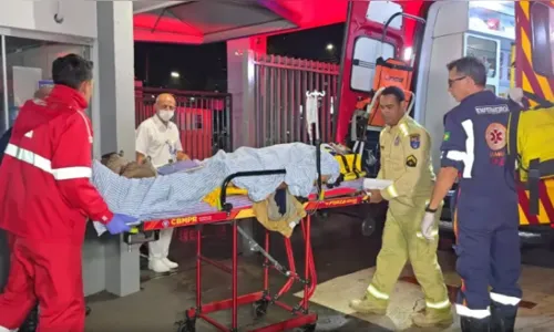 Motociclista fica gravemente ferido em colisão com caminhão em Londrina