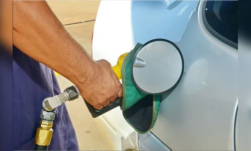 Novo ano começa com aumento no preço da gasolina e do diesel