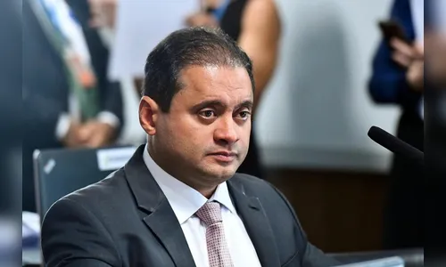 Senador Weverton Rocha é alvo da PF em operação sobre a farra do INSS