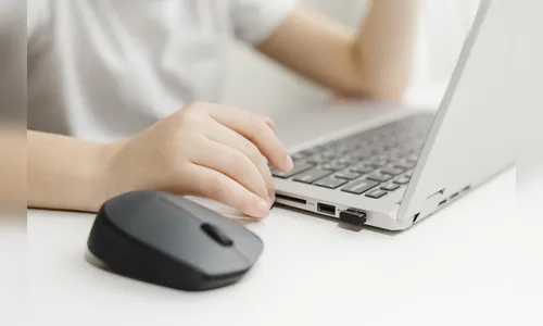 Menino percebe assalto na casa do amigo durante jogo online no PR