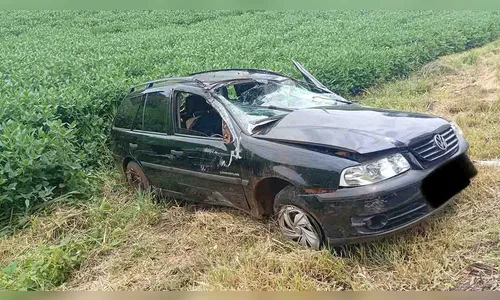Passageiro morre em capotamento na PR-487, em Manoel Ribas