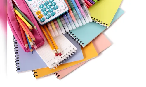 Volta às aulas e pensão alimentícia: quem deve arcar com os custos do material e do uniforme escolar?