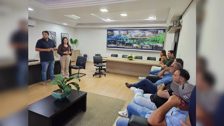 Vice-prefeito, Ricardo Farias (Podemos), assumiu nesta terça-feira (06)