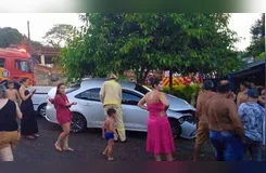 Acidente entre Corolla e Saveiro mobilizou equipes de resgate em Ivaiporã