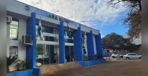 A sessão semanal da Câmara de Vereadores de Apucarana acontece nesta quinta-feira