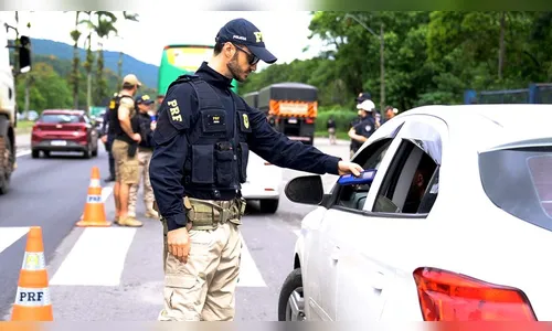 Operação Rodovida Carnaval 2026 da PRF busca desacelerar as mortes nas BRs do PR