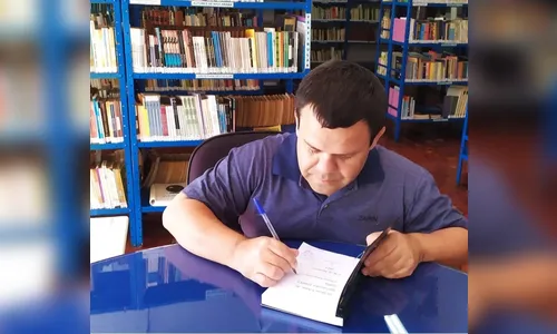 Escritor apucaranense AM de Medeiros lança livro nesta quinta-feira