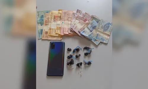 Mulher é presa por tráfico de drogas no Jardim Baroneza Arapongas