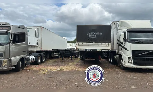 Polícia e GM localizam carretas roubadas e adulteradas em Arapongas (PR)