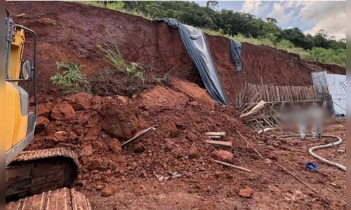 Operários se ferem e um fica em estado grave após soterramento em encosta de SC