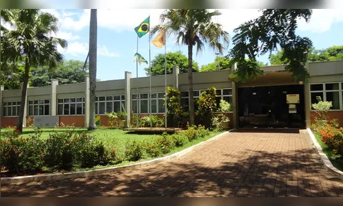 Cidade no PR encerra prazo de PSS com salário de até R$ 18 mil nesta quarta