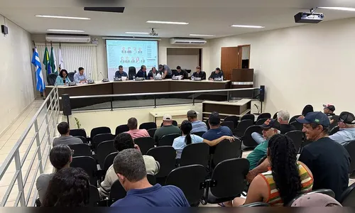 Câmara de Jardim Alegre discute problemas de deriva de agrotóxico